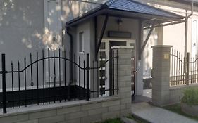 Karpatia Vendeghaz 1201 Budapest