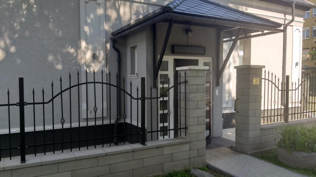 Karpatia Vendeghaz 1201 Budapeszt Zewnętrze zdjęcie